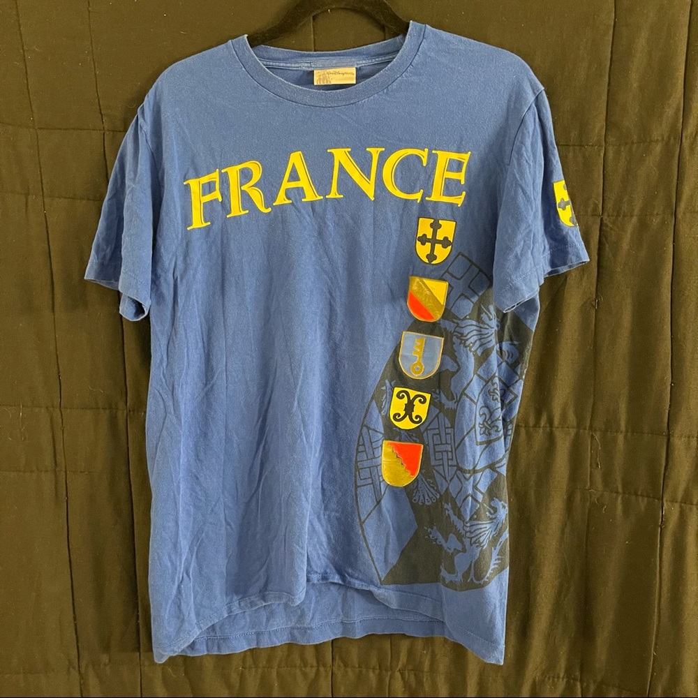 Walt Disney “France” T-Shirt - Picture 2 of 8